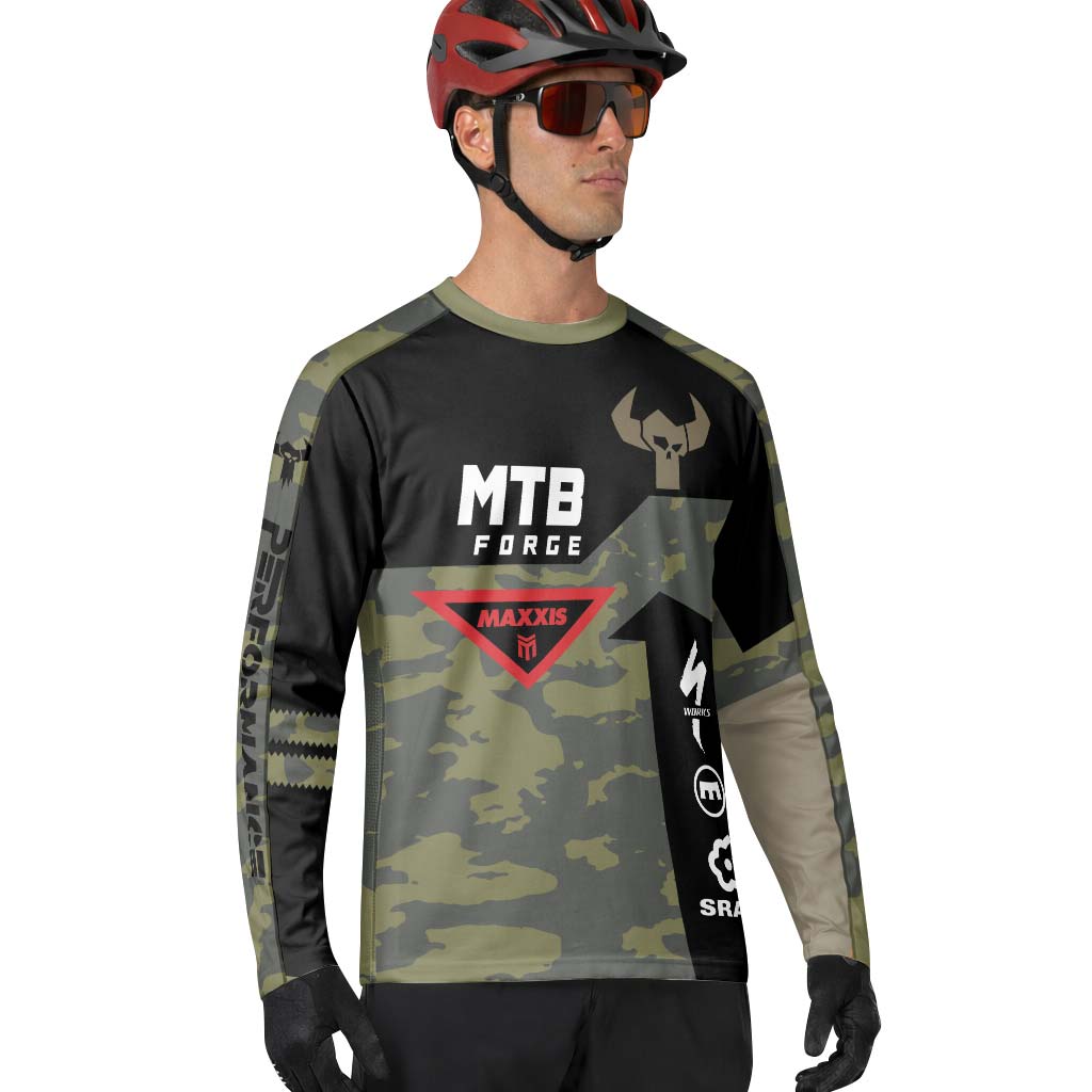 Camo Downhill Long Sleeve Mountain Bike Jersey – Lifestyle View