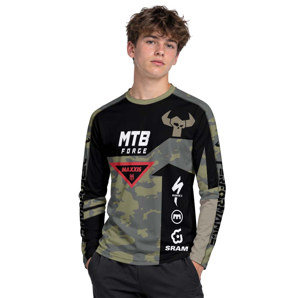 Camo Downhill Youth Long Sleeve Mountain Bike Jersey – Boy Lifestyle View