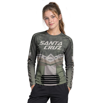 Santa Cruz Olive Camo Youth Long Sleeve Mountain Bike Jersey – Girl Lifestyle View