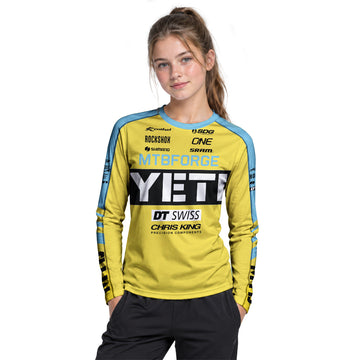 Yeti Yellow Blue Factory Youth Long Sleeve Mountain Bike Jersey – Girl Lifestyle View